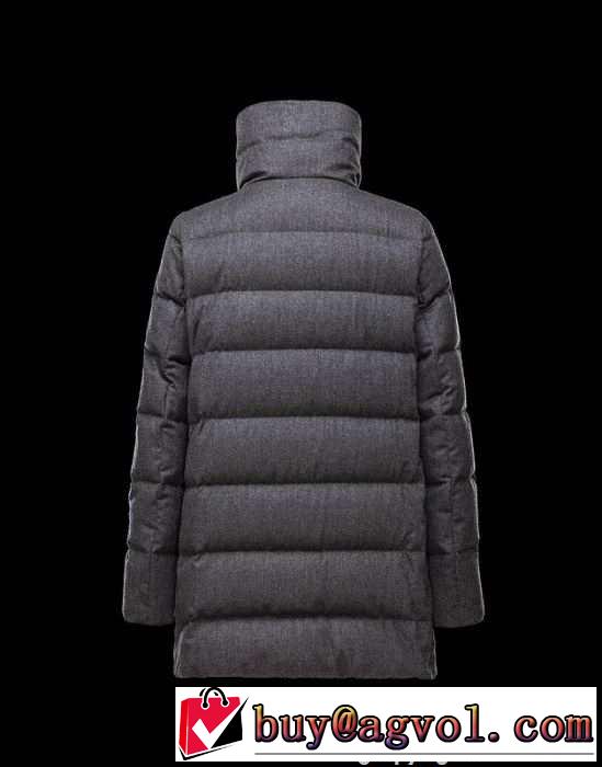 高級感を演出する　 2015秋冬 MONCLER モンクレール 大人の空気感が漂う　ダウンジャケット