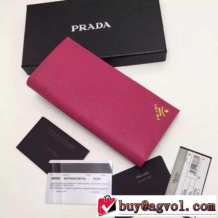 機能も充実している　秋冬 prada プラダ プレゼントに二つ折り財布