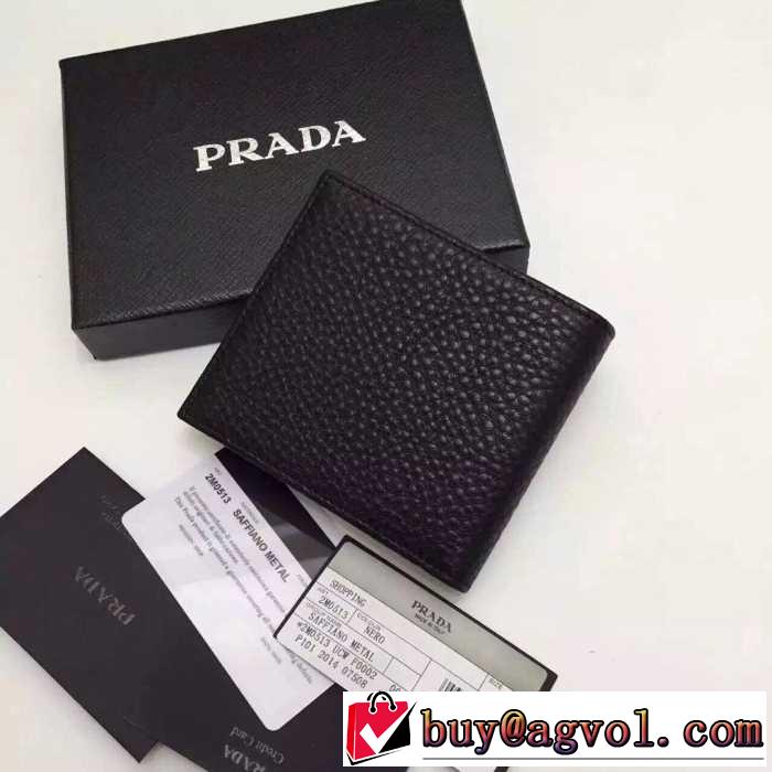 収納力抜群のアイテム 秋冬 prada プラダ 上質な 短財布