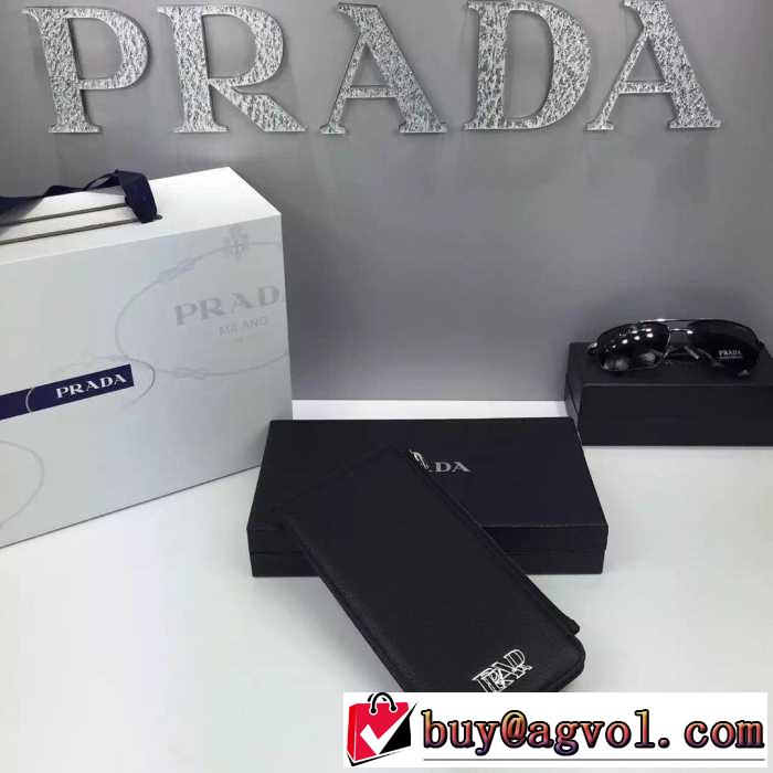 存在感のあるアイテム　秋冬 prada プラダ 快適な着心地　カードケース シンプル 2色可選