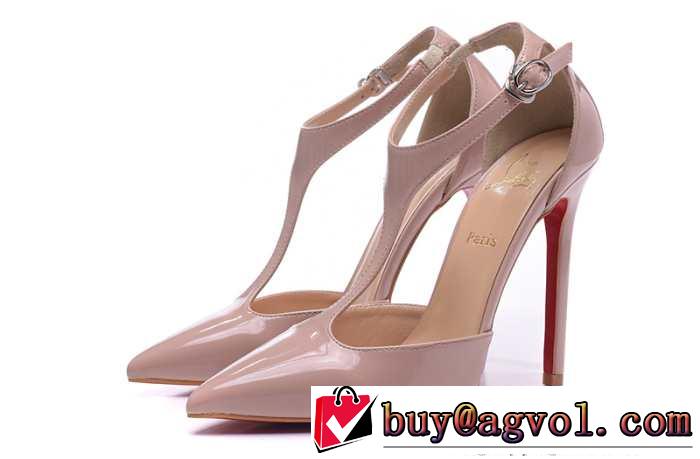 美脚効果　 2015 Christian Louboutinクリスチャンルブタン 大人っぽいパンプス