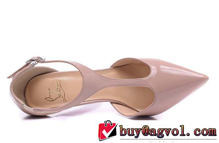 美脚効果　 2015 Christian Louboutinクリスチャンルブタン 大人っぽいパンプス