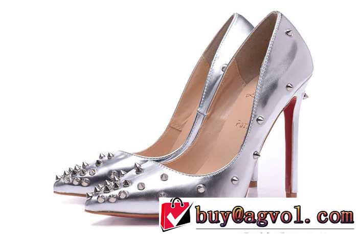 大人気 2015 Christian Louboutinクリスチャンルブタン 安定感ある　パンプス