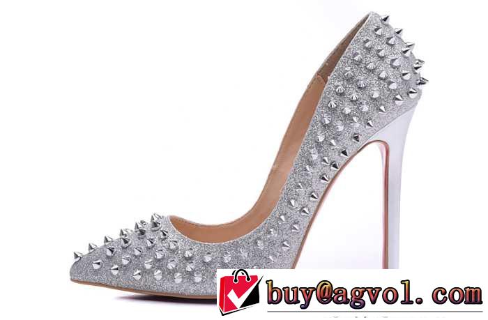 安定感ある 2015 Christian Louboutinクリスチャンルブタン 大人の雰囲気　パンプス