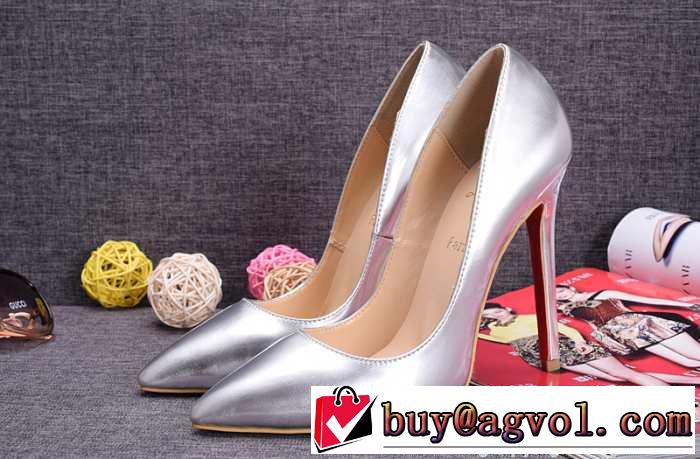 履きやすいのも魅力 2015 Christian Louboutinクリスチャンルブタン洗練なデザイン　 パンプス