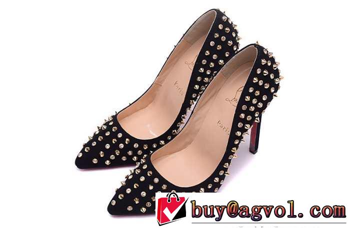 安定感があり 2015 Christian Louboutinクリスチャンルブタン 大活躍　パンプス