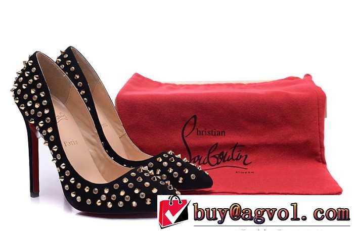 安定感があり 2015 Christian Louboutinクリスチャンルブタン 大活躍　パンプス