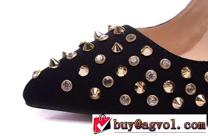 安定感があり 2015 Christian Louboutinクリスチャンルブタン 大活躍　パンプス