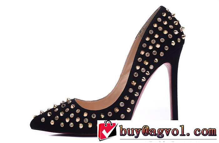 安定感があり 2015 Christian Louboutinクリスチャンルブタン 大活躍　パンプス