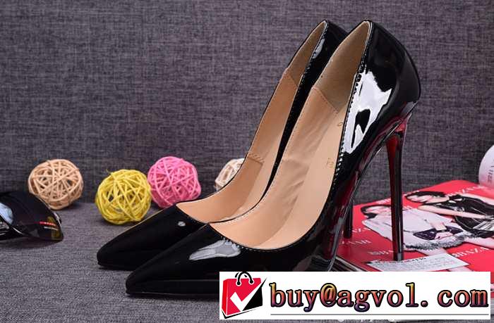 定番人気 2015 Christian Louboutinクリスチャンルブタン 綺麗に パンプス
