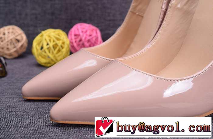 最新アイテム 2015 Christian Louboutinクリスチャンルブタン 収納力抜群　パンプス