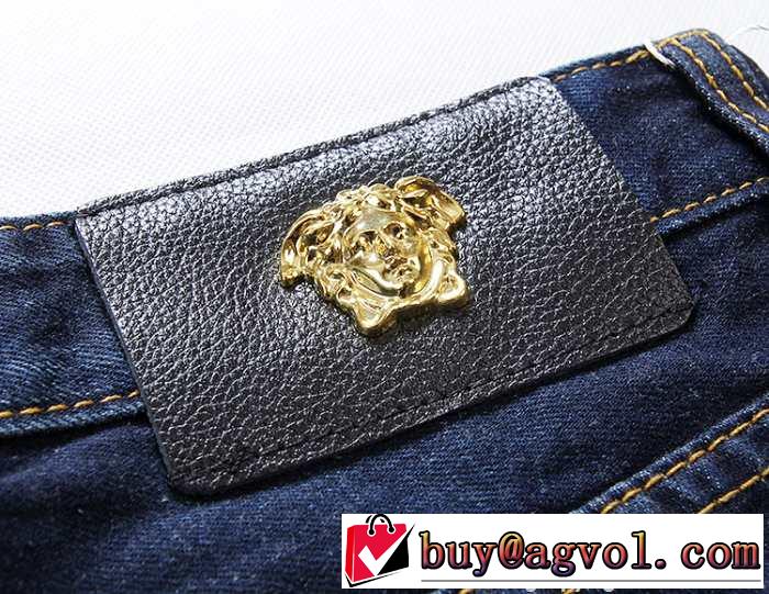 抜群　 2015 VERSACE ヴェルサーチ 便利なアイテム　ジーンズ