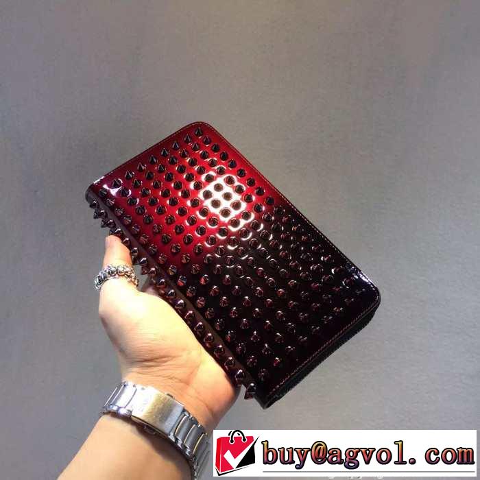 可愛らしく　2015 Christian Louboutinクリスチャンルブタン 収納力ある　財布 4色可選