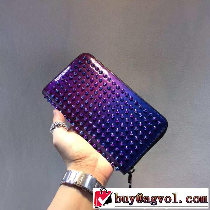 可愛らしく　2015 Christian Louboutinクリスチャンルブタン 収納力ある　財布 4色可選