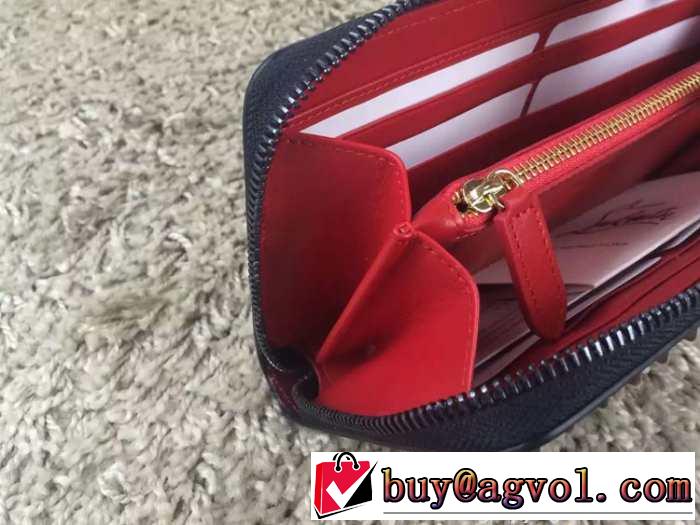 機能性に 2015 Christian Louboutinクリスチャンルブタン　カラフル 財布