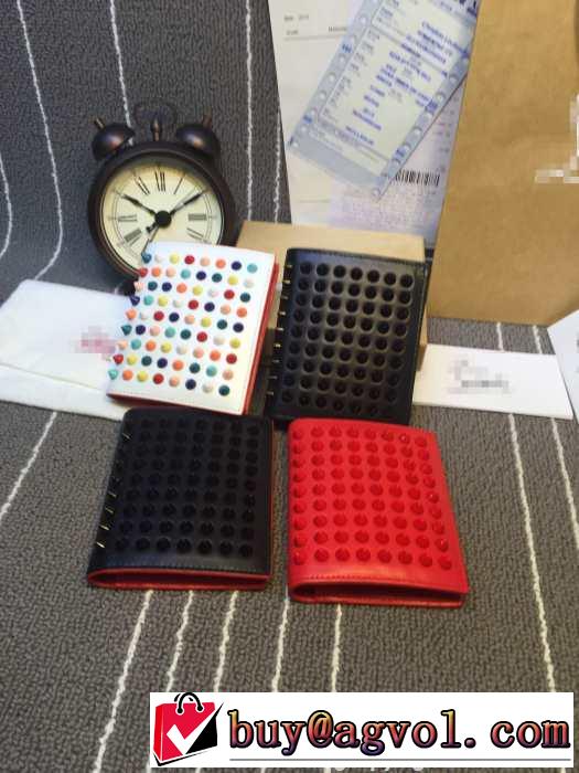 人気販売　2015 Christian Louboutinクリスチャンルブタン 抜群財布 クリップウォレット