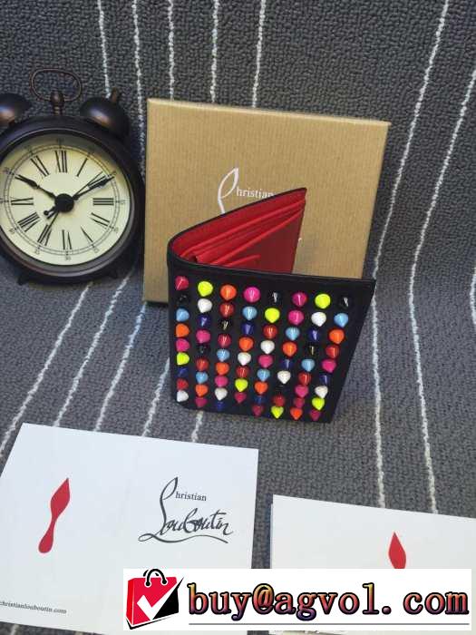 人気販売　2015 Christian Louboutinクリスチャンルブタン 抜群財布 クリップウォレット