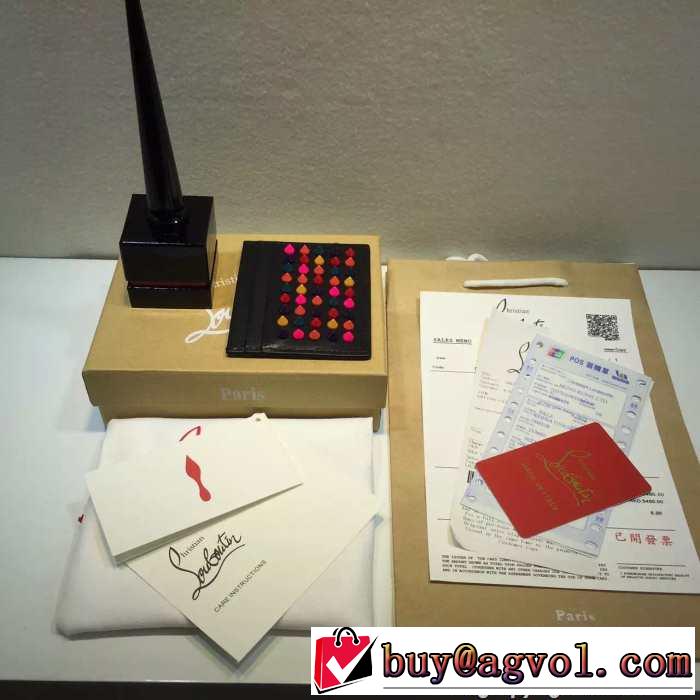 最適なアイテム　 2015 Christian Louboutinクリスチャンルブタン 落ち着いた財布 カードケース 多色選択可
