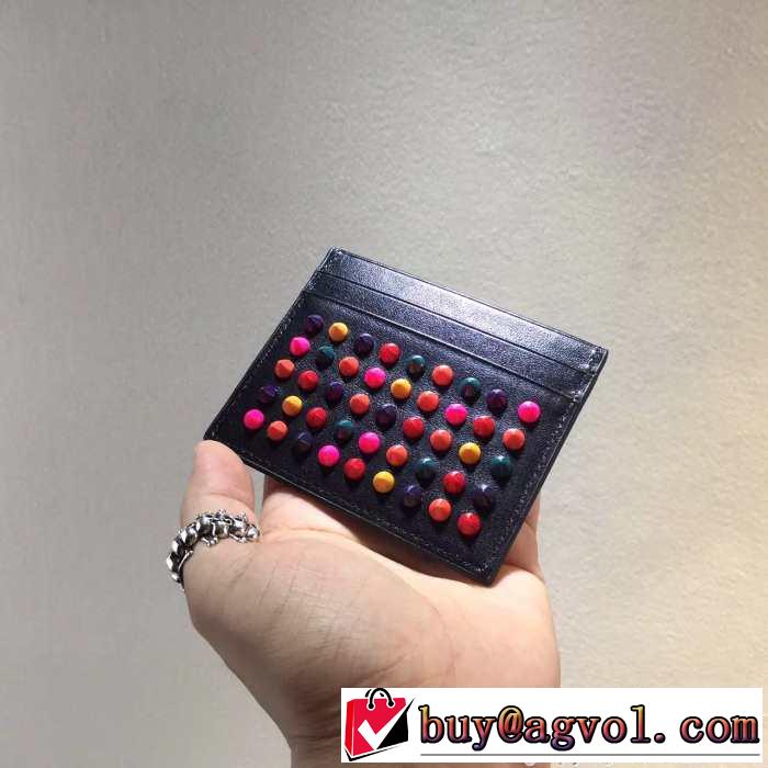 最適なアイテム　 2015 Christian Louboutinクリスチャンルブタン 落ち着いた財布 カードケース 多色選択可