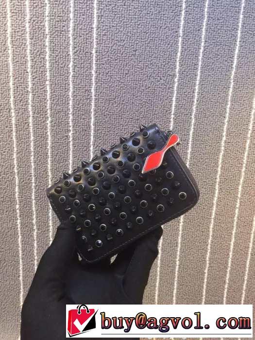 お買い得 2015 Christian Louboutinクリスチャンルブタン 収納力も抜群　財布 ファスナー　カードケース 多色可選択