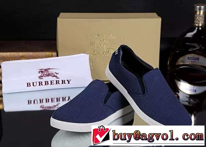 最高のプレゼントに 2015 BURBERRY バーバリー  スリップオン カジュアルシューズ　品質の良さ