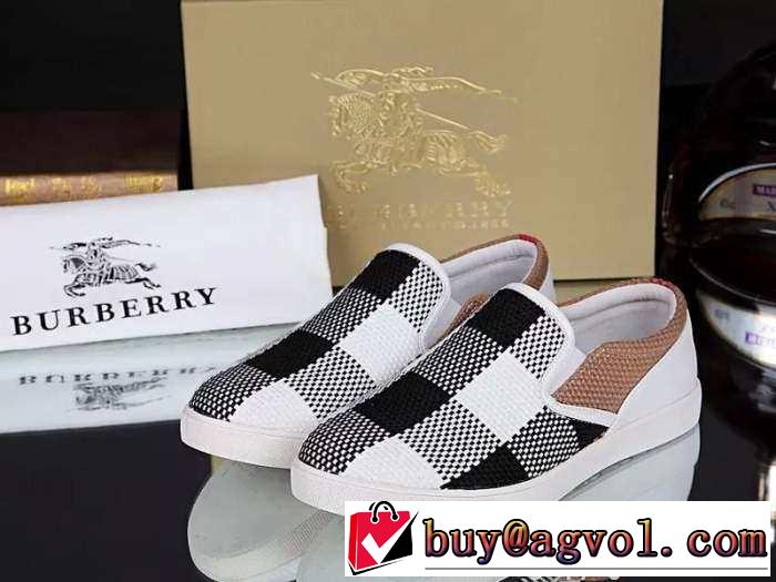 快適な直感　 2015 BURBERRY バーバリー カジュアルシューズ 　クッション性に優れた