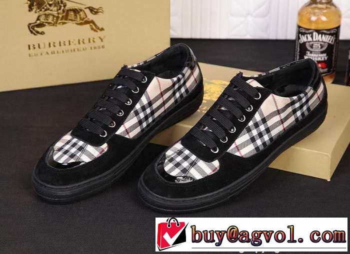 ファッション専門 2015 BURBERRY バーバリー フラットシューズ 　上質な素材