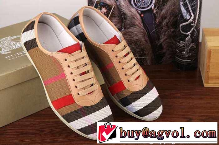華やかな感じ 2015 BURBERRY バーバリー スニーカー お洒落