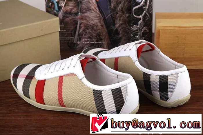 華やかな感じ 2015 BURBERRY バーバリー スニーカー お洒落