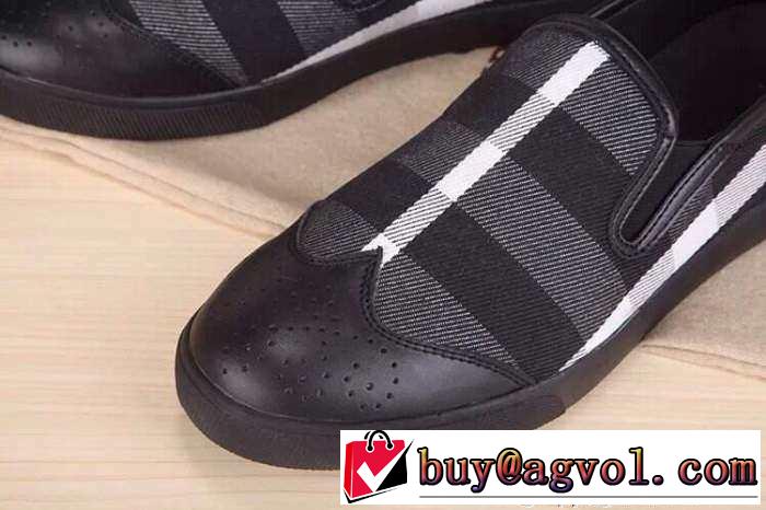 コストパフォーマンス高い 2015 BURBERRY バーバリー スニーカー 紐なし
