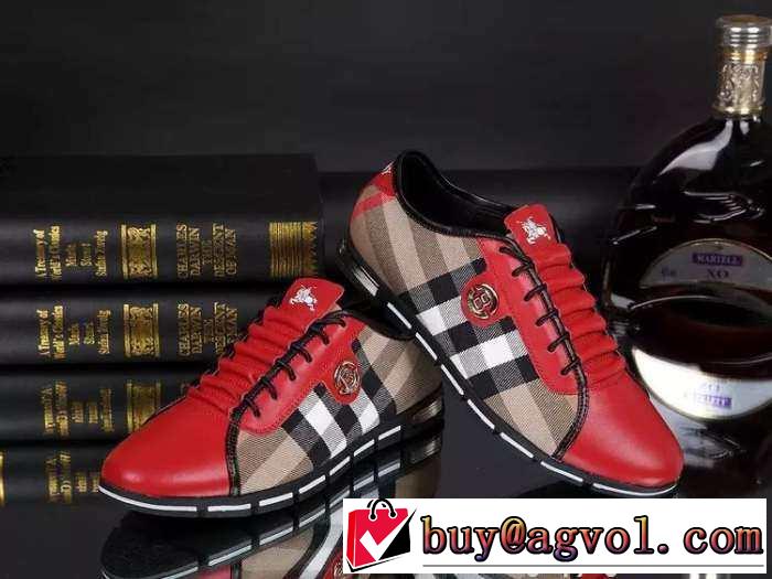めちゃくちゃな値段　2015  BURBERRY バーバリー スニーカー 　防臭加工