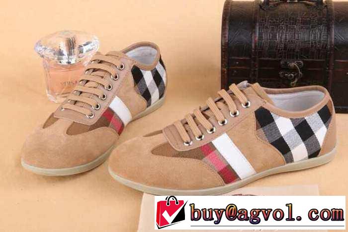 超目玉　2015  BURBERRY バーバリー スニーカー 柔軟性抜群