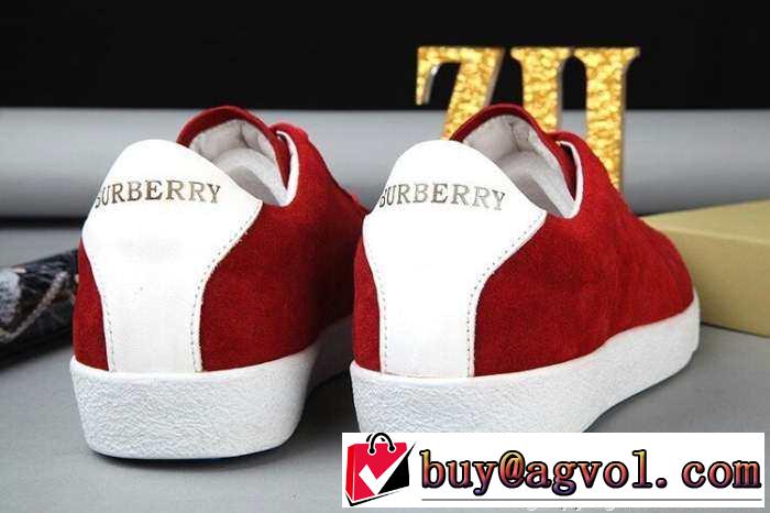2015 最も流行っている BURBERRY バーバリー スニーカー 　疲れにくい