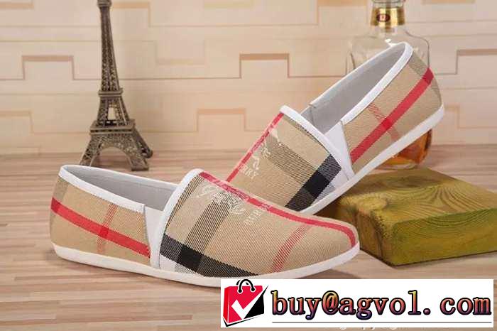 完売品　 2015 BURBERRY バーバリー カジュアルシューズ　欧米風が濃い