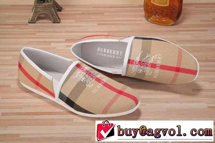 完売品　 2015 BURBERRY バーバリー カジュアルシューズ　欧米風が濃い