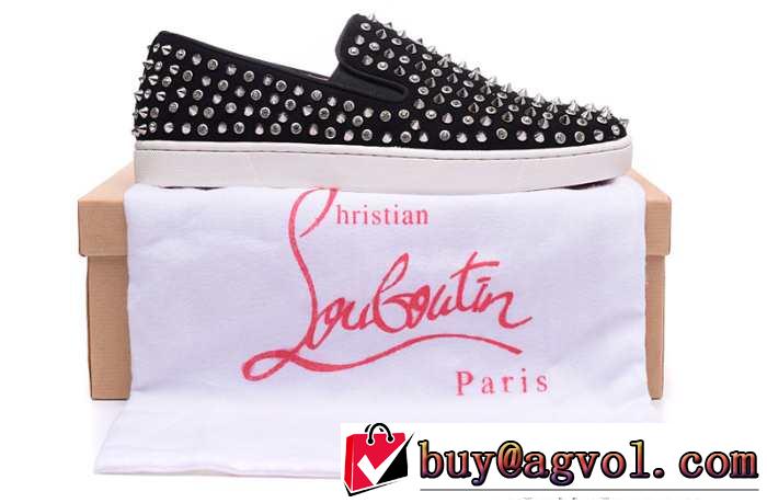 値下げる　2015 Christian Louboutinクリスチャンルブタン 抜群の存在感　フラットシューズ