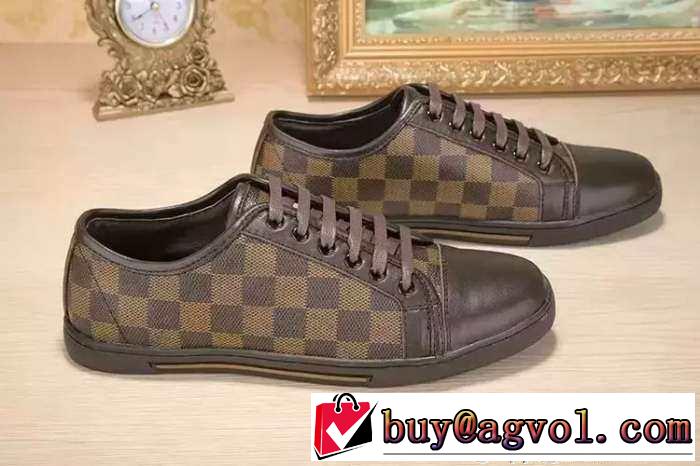 上品上質　2015 LOUIS VUITTON ルイ ヴィトン 爆款　ランニングシューズ 2色可選