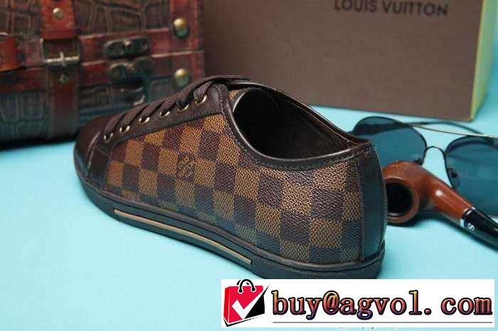 完売品　2015  LOUIS VUITTON ルイ ヴィトン 耐久性がある　フラットシューズ スニーカー 2色可選