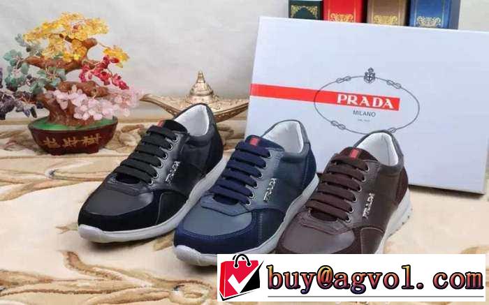 スニーカーを代表する名作 2015 PRADA プラダ スニーカー 抗菌?防臭加工 3色可選