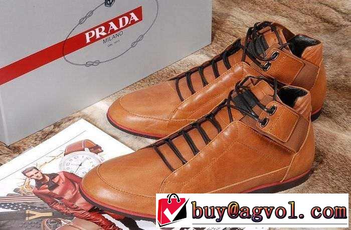 便利なマジックテープ  2015 PRADA プラダ ハイカットスニーカー 2色可選