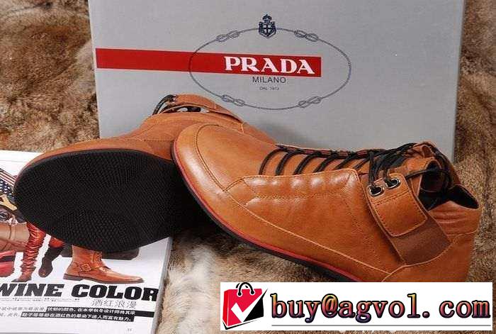 便利なマジックテープ  2015 PRADA プラダ ハイカットスニーカー 2色可選