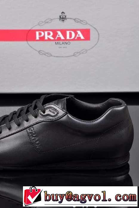 速く走れ　2015　PRADA プラダ  スニーカー 履き心地抜群