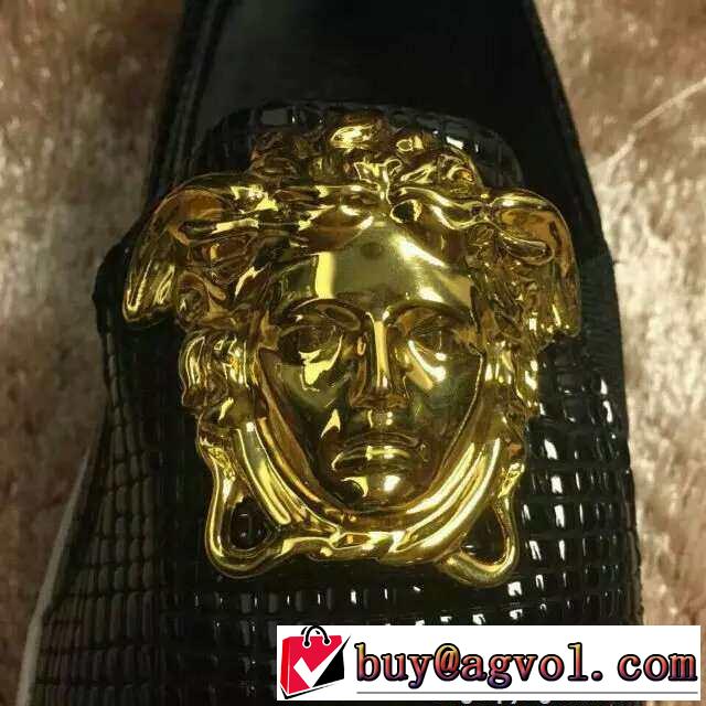 首胸ゴロ  2015 VERSACE ヴェルサーチ 売れ筋！ カジュアルシューズ 2色可選