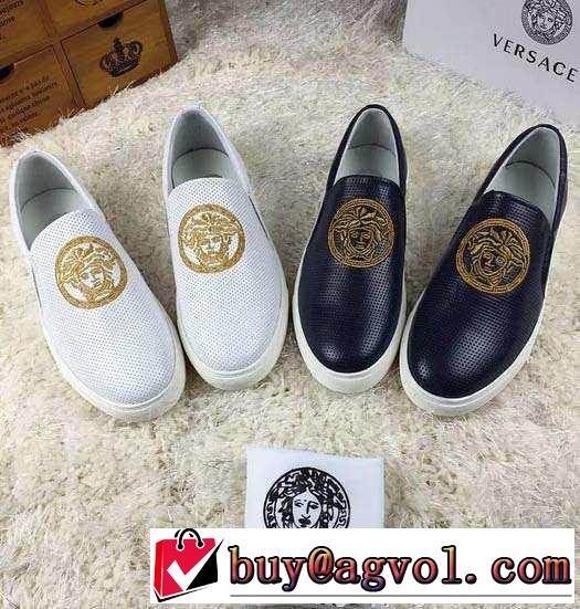 お買得　2015 VERSACE ヴェルサーチ カジュアルシューズ 柔軟性