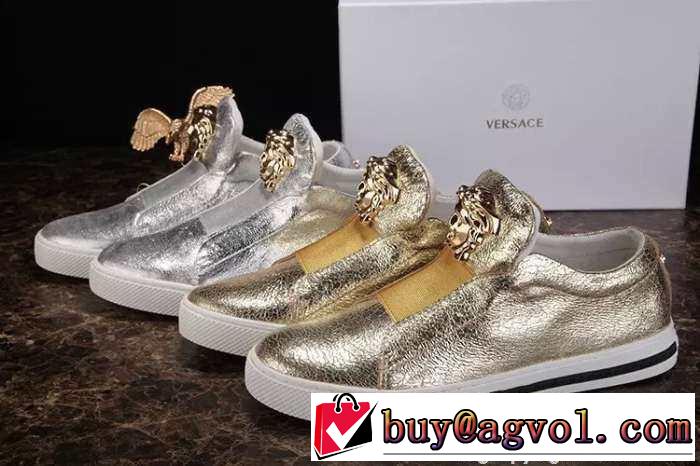 注目のアイテム　2015 VERSACE ヴェルサーチ フラットシューズ 最高の 贈り物