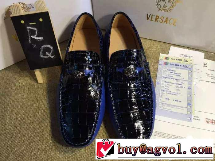 プレゼントに　2015 VERSACE ヴェルサーチ カジュアルシューズ 軽量