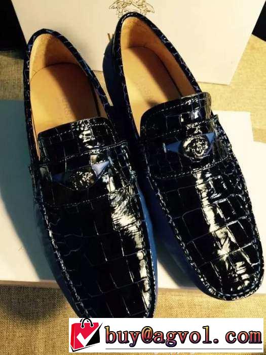 プレゼントに　2015 VERSACE ヴェルサーチ カジュアルシューズ 軽量