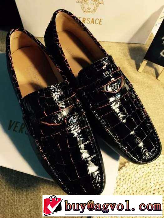 プレゼントに　2015 VERSACE ヴェルサーチ カジュアルシューズ 軽量