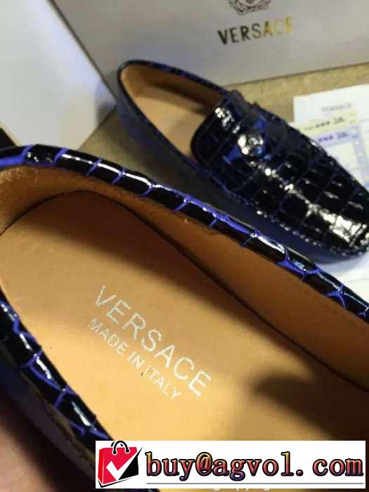 プレゼントに　2015 VERSACE ヴェルサーチ カジュアルシューズ 軽量