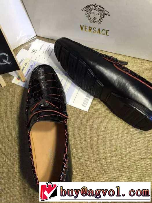 プレゼントに　2015 VERSACE ヴェルサーチ カジュアルシューズ 軽量